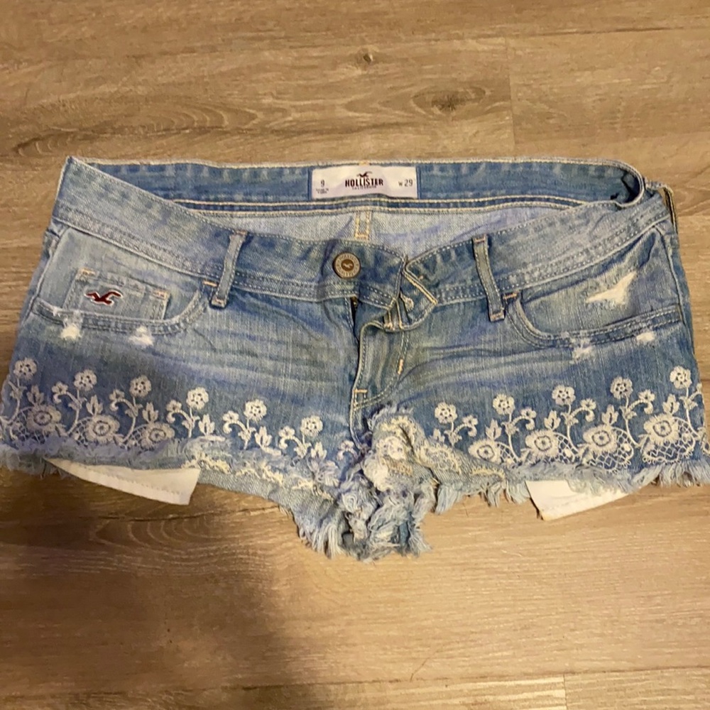 🎉🎉🎉🎉NWOT HOLLISTER JEANS SHORTS🎉🎉🎉